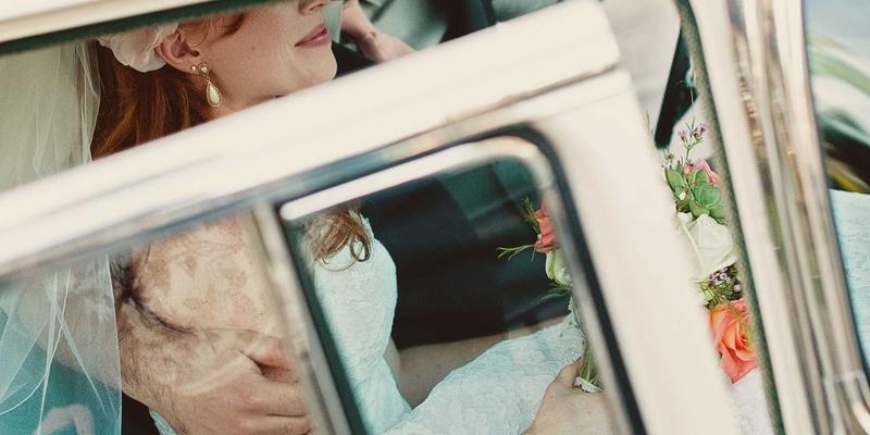 从蒸汽波梦境到玩家社区:一位独立开发者的500天创作实录与生存指南