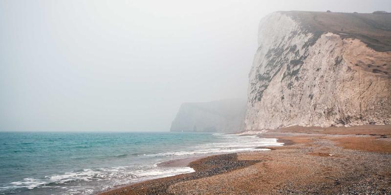 当像素与道相遇：从《混沌大地》的地质学视角，重审道家哲学的游戏化表达